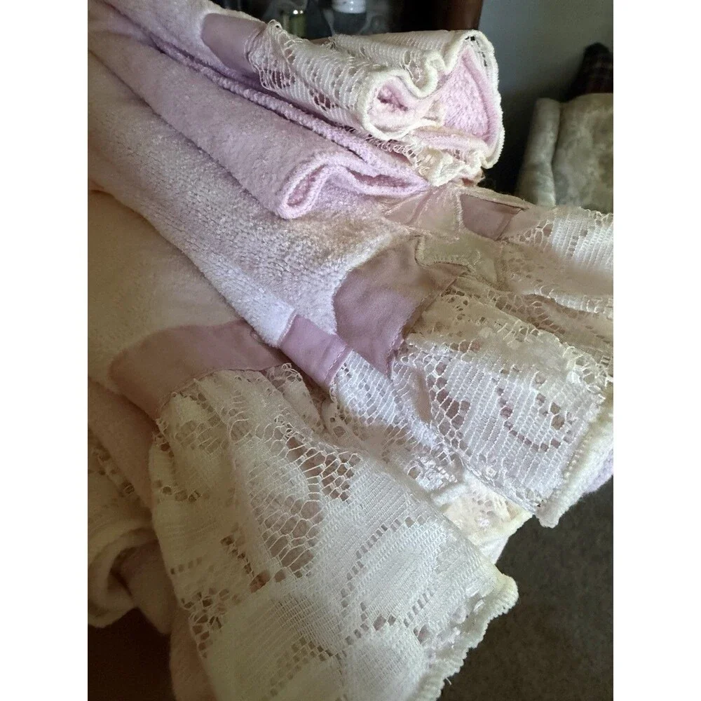 Vtg Elizabeth Gray Lace 5pc Towel Set Pink Bows Made n USA